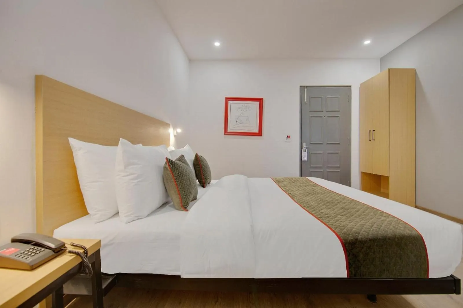 ****  Hotel Loha New Delhi India