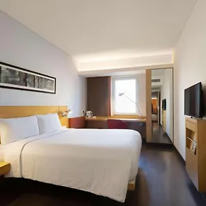 Olive Near Delhi Airport **** New Delhi